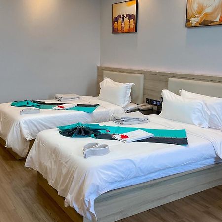 G.C Royal Hotel Akra Dış mekan fotoğraf
