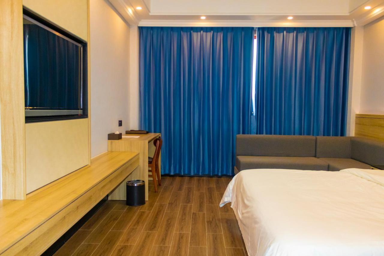 G.C Royal Hotel Akra Dış mekan fotoğraf
